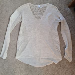 Lululemon sweater size 6